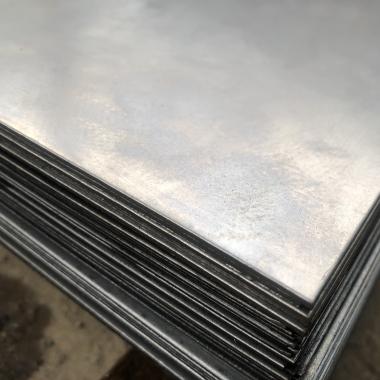 Лист стальной горячекатаный 70х1500х6000 ст.40Х в Саратове